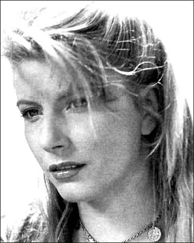 Ne en 1920  Ribaute-les-Tavernes. Elle est la veuve de Marcel Pagnol qu'elle pousa en 1945. Elle reste clbre pour son rle de Manon dans  Manon des Sources .