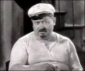 N en 1882  Bgles, dcd en 1941  Vichy. Il tourna peu de films mais reste clbre pour son rle d'Escartefigue dans la trilogie marseillaise.