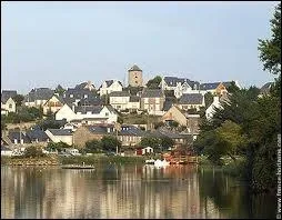 Nous allons  Plneuf-Val-Andr, o la population rpond au nom de ...