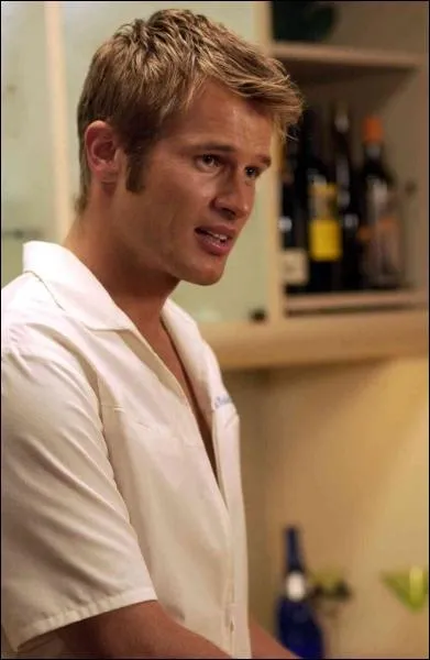 Qui interprte-t-il dans  La Dernire Carte  ?