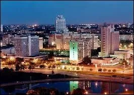  prsent nous dcouvrons Minsk. O sommes-nous ?