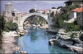 Mostar est une ville classe au Patrimoine mondial de l'Unesco. O se situe ce trsor ?