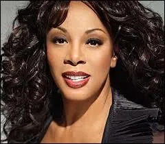 Donna Summer dcde  l'ge de 63 ans. Comment tait-elle surnomme ?