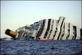 Quel navire de croisire fit naufrage le 13 janvier 2012 prs des ctes italiennes ?