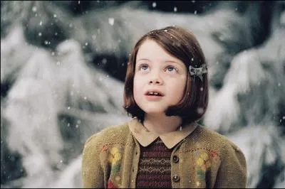 Comment se prnomme cette petite fille ?