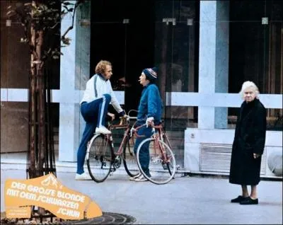 En 1972 dans ce film d'Yves Robert il est Maurice avec Bernard Blier et Mireille Darc ... .