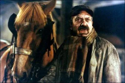 En 1993, il donne la rplique  Depardieu, Renaud et Miou-Miou, il est Vincent Maheu, dit Bonnemort dans ce film ... .