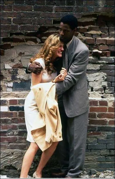 Elle est Darby Shaw dans ce film sorti en 1993... .