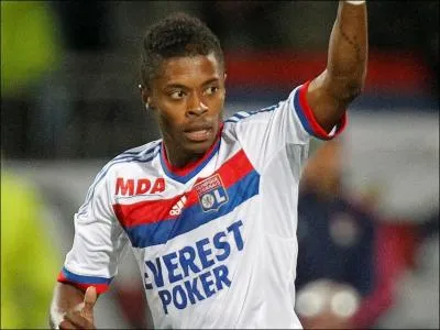 Quel est le premier club franais dans lequel Michel Bastos a volu en Ligue 1 ?