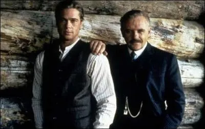 En 1994, il est Tristan Ludlow dans ce film ... .