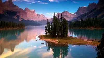 La Colombie-Britannique est une rgion sauvage et magnifique, de quel pays dpend-elle ?