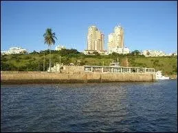 La ville prsente se nomme Maputo. Quel est son pays ?