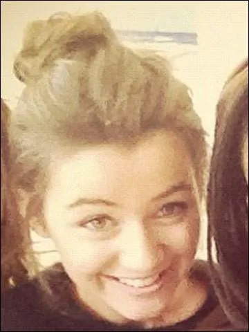 C'est la petite amie de ...