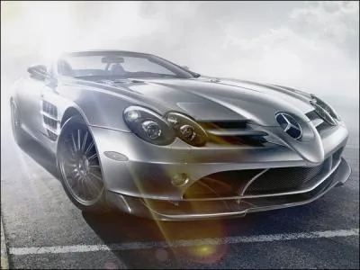 Quelle est la marque de cette voiture ?