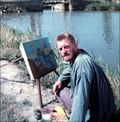 Van Gogh a galement inspir le ralisateur amricain Vicente Minnelli. Qui interprtait le peintre dans son film   La Vie passionne de Vincent Van Gogh   en 1956 ?