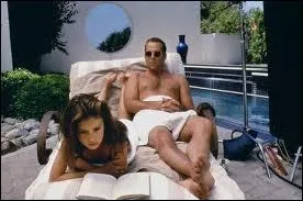 Quel est le mtier de Bill Capa (Bruce Willis) dans  Color of night  ou  La couleur de la nuit  au Qubec ?