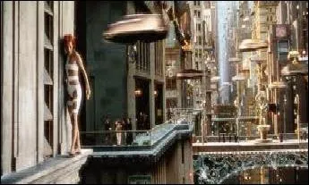 Quel personnage incarne-t-il dans  Le cinquime lment  ?