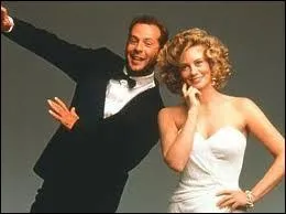 Dans quelle srie des annes 80 s'est-il fait connatre en incarnant le dtective priv David Addison Jr ?