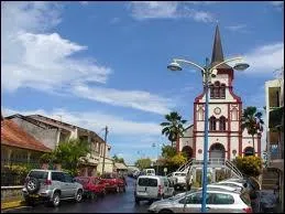 Les habitants de Ducos sont les ...