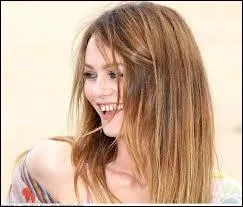 Qui est cette actrice et chanteuse ?