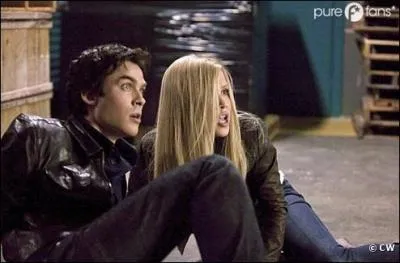 Par quel lien Rebekah et Damon sont-ils unis ?