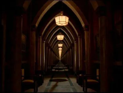 O est l'entre de l'cole de magie ?