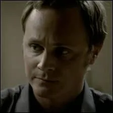 John Gilbert est l'oncle de Jeremy .