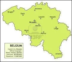 Dans quelle province Bruxelles est-elle enclave ?