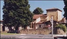 Je quitte le dpartement de la Nivre par la commune de Saint-Pierre-du-Mont, o les habitants rpondent au nom de ...