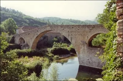 Dans quel dpartement pourrez-vous voir le Pont du Diable d'Olargues ?