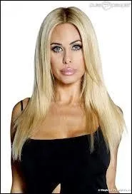 Quel est le vrai prnom de cette actrice d' Hollywood Girls  ?