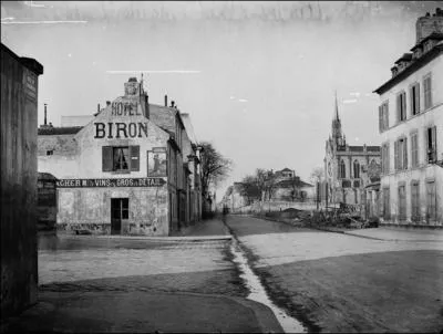 Au XIXme sicle, les faubourgs de Paris taient des lieux o l'on trouvait... .