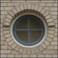Une lucarne circulaire en faade est un oeil de :
