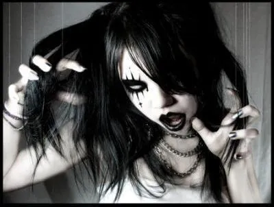 Au dpart, comment s'habillaient les gothiques ? 