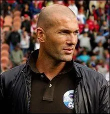 A qui Zin�dine Zidane a mis un coup de boule lors de la coupe du monde 2006 ?