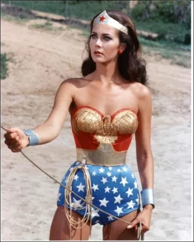 Lynda Carter dans ce rle pendant 59 pisodes qui est apparue en France la 1re fois en janvier1977surAntenne 2 ... .