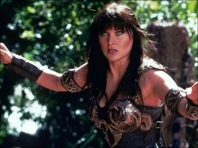 Lucy Lawless a t pendant 134 pisodes de 42 minutes, et la srie fut diffuse  partir de novembre1996sur TF1 ... .