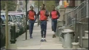 Quel groupe de rap enregistre  Street Dance  en 1983 ?