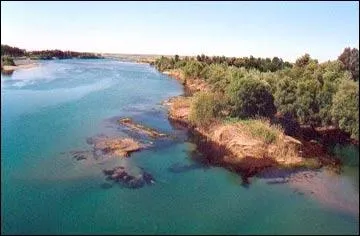 (... ), ils (... ) une vallée paradisiaque :