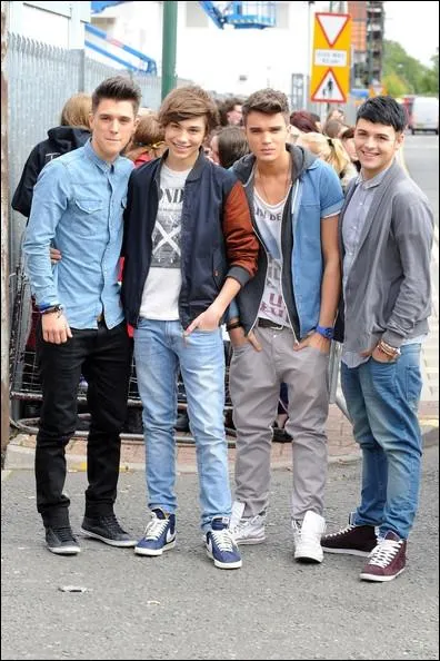 Quel est le plus  vieux  du groupe ?