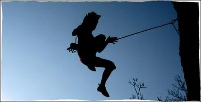 Plus l'on tombe de haut en tte, plus la chute va faire mal :