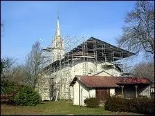 Comment appelez-vous les habitants de la commune de Commensacq ?