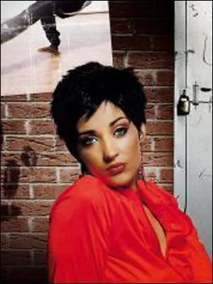 Et enfin, en dixième position ''Sheryfa Luna'' Pop Star (M6), avec :