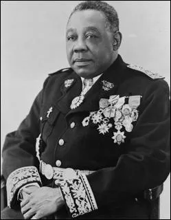 Cet administrateur colonial, rsistant et homme politique franais repose au Panthon aux cts de Jean Jaurs et Victor Schoelcher.