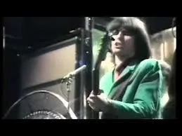 Quel groupe britannique est l'auteur de  Making Plans For Nigel  ?