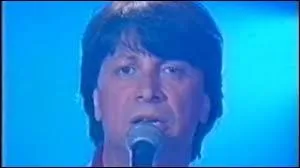 Qui chante  Nous  cette mme anne ?