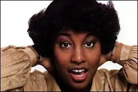 Quelle artiste composa  Got To Be Real  ?