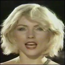  Heart of Glass  est un tube de 1979. Qui chante ?