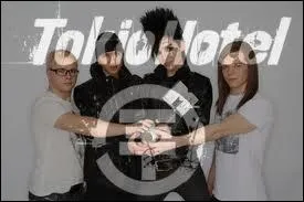 De quelle chanson sont tirs ces mots :  Hallo ich bin aus deiner Nachbargalaxie  ?