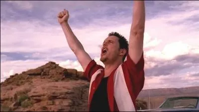 Encord�, tremp�, apr�s un long effort, il passe enfin le col et pousse un cri qui rassure tout le monde !